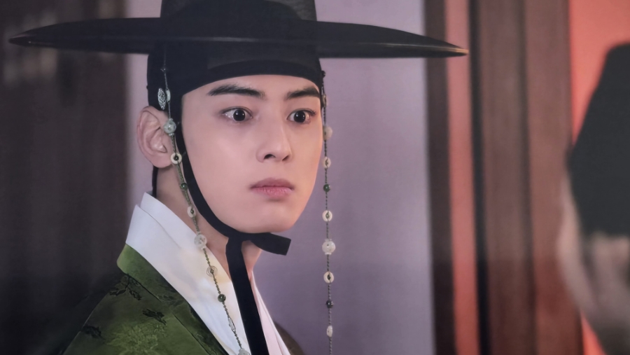 Fact Check: Is Cha Eun Woo Starring in a ‘Bon Appétit, Your Majesty’ Spinoff?
