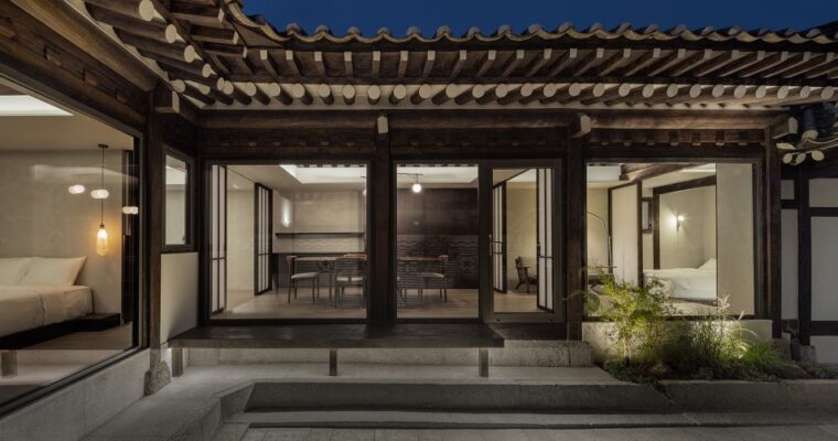 Traditional Meets Tech: The Ultimate Hanok Stay Guide in Seoul 2026